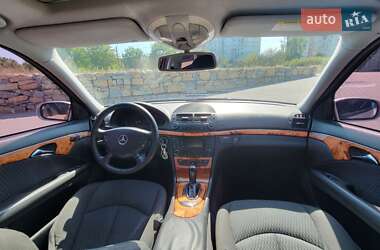 Седан Mercedes-Benz E-Class 2005 в 