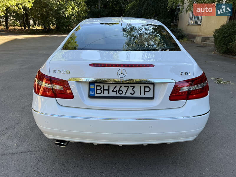 Купе Mercedes-Benz E-Class 2012 в Одессе