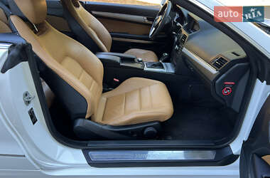Купе Mercedes-Benz E-Class 2012 в 