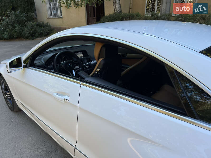 Купе Mercedes-Benz E-Class 2012 в Одессе