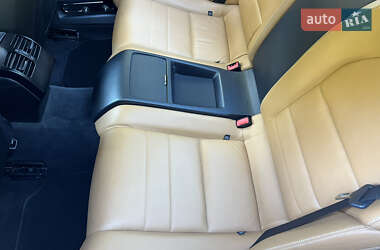 Купе Mercedes-Benz E-Class 2012 в 