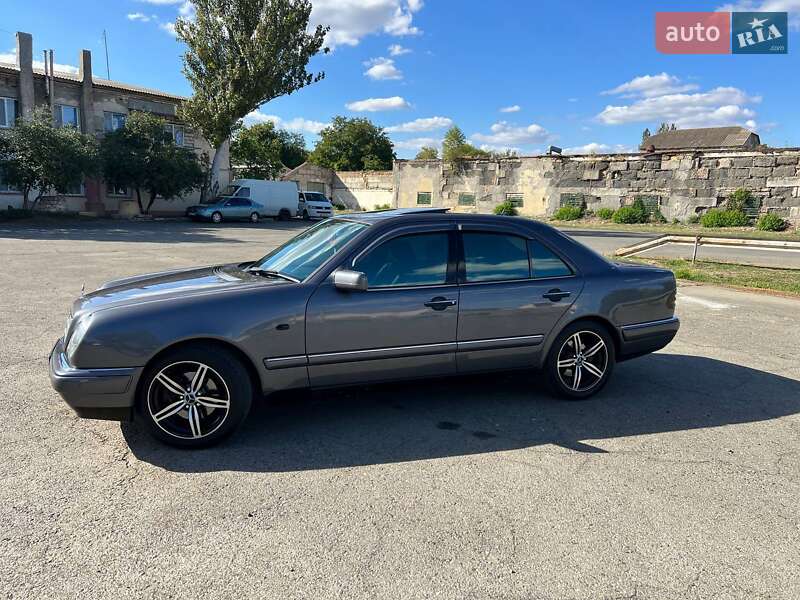 Седан Mercedes-Benz E-Class 1998 в Іванівці фото 7 Седан Mercedes-Benz E-Class 1998 в Іванівці