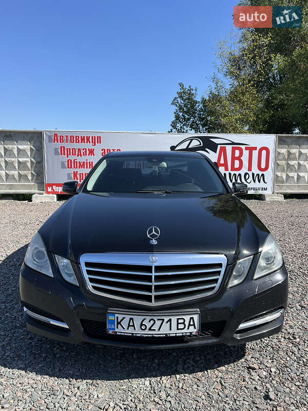 Седан Mercedes-Benz E-Class 2011 в Черкассах