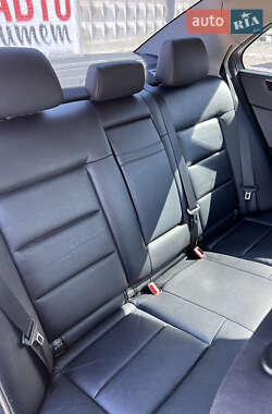 Седан Mercedes-Benz E-Class 2011 в 