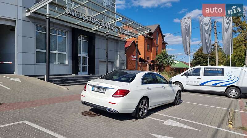 Седан Mercedes-Benz E-Class 2018 в Дніпрі