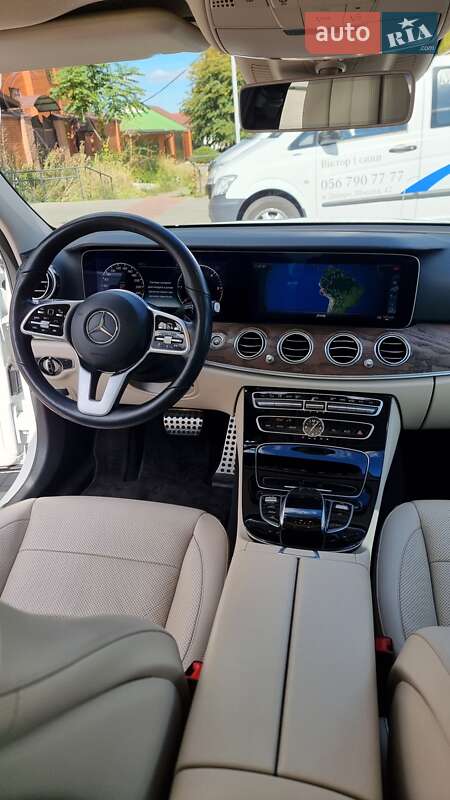 Седан Mercedes-Benz E-Class 2018 в Дніпрі