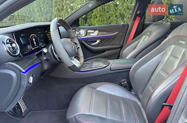 Седан Mercedes-Benz E-Class 2022 в 