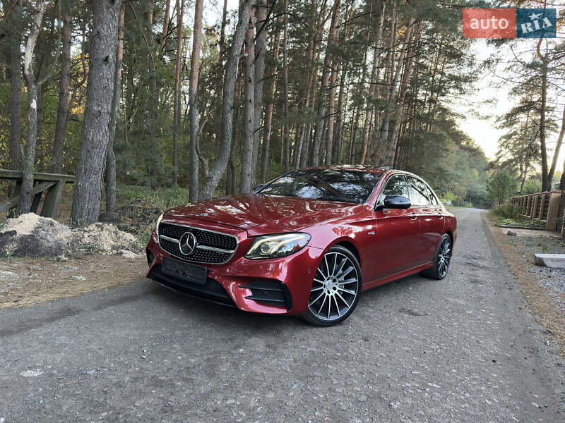 Седан Mercedes-Benz E-Class 2017 в Києві