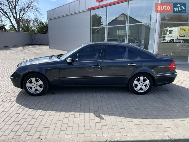 Седан Mercedes-Benz E-Class 2002 в Полтаве