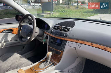 Седан Mercedes-Benz E-Class 2002 в 