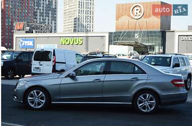 Седан Mercedes-Benz E-Class 2010 в 