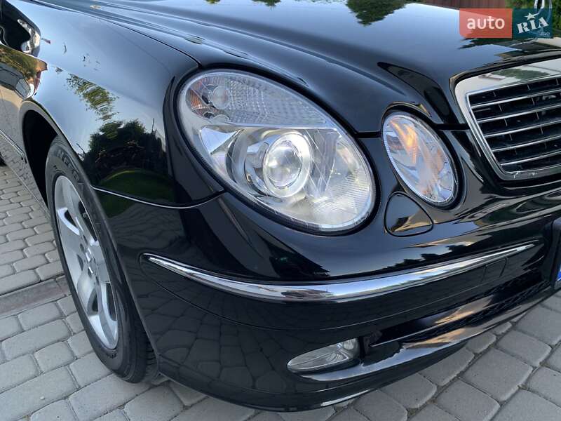 Седан Mercedes-Benz E-Class 2004 в Ивано-Франковске