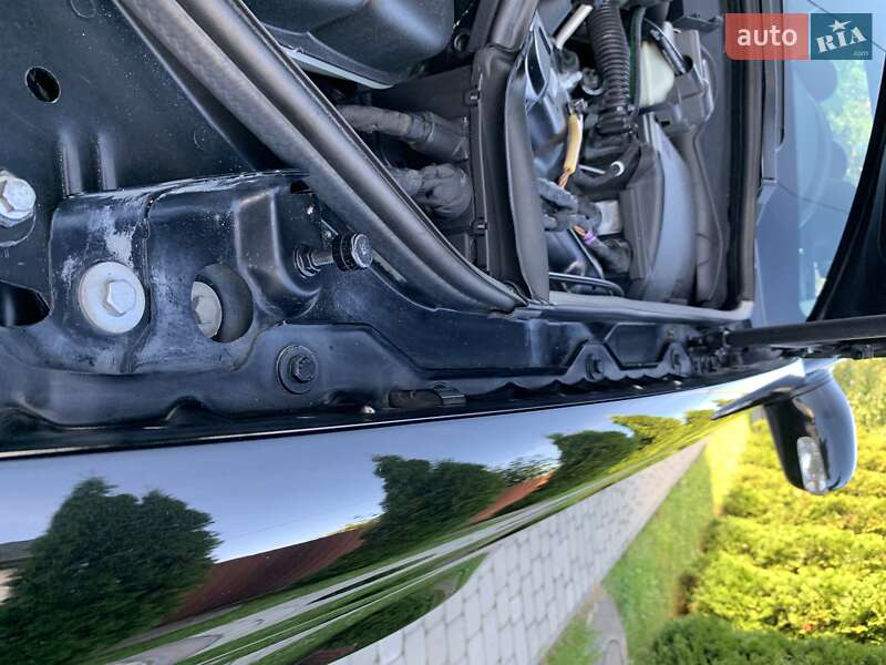 Седан Mercedes-Benz E-Class 2004 в Ивано-Франковске