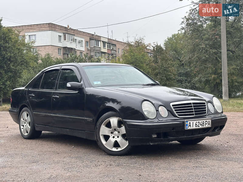 Mercedes-Benz E-Class 2000