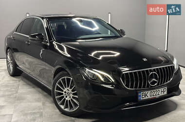Седан Mercedes-Benz E-Class 2017 в Вараше