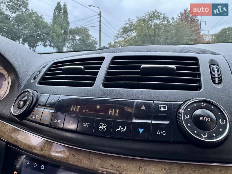 Седан Mercedes-Benz E-Class 2006 в Одессе
