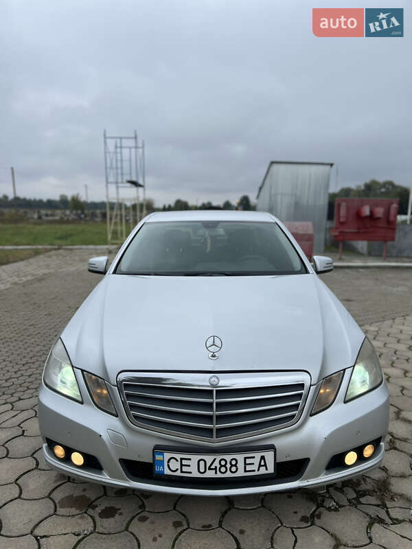 Седан Mercedes-Benz E-Class 2009 в Черновцах