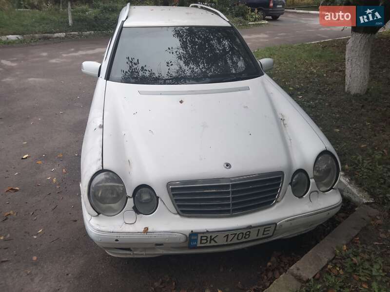 Mercedes-Benz E-Class 2001