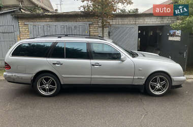 Универсал Mercedes-Benz E-Class 1998 в 