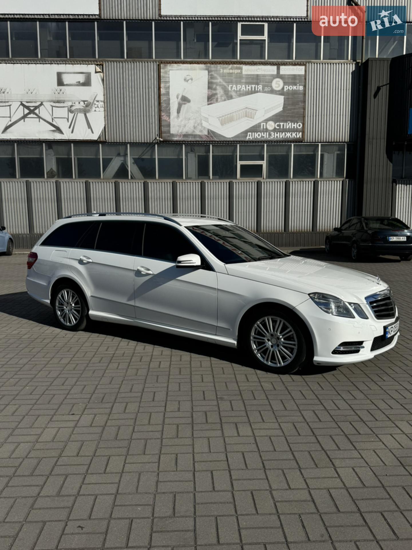 2012 Mercedes-Benz E-klasse - мініатюра 4