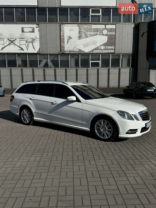 Универсал Mercedes-Benz E-Class 2012 в Запорожье