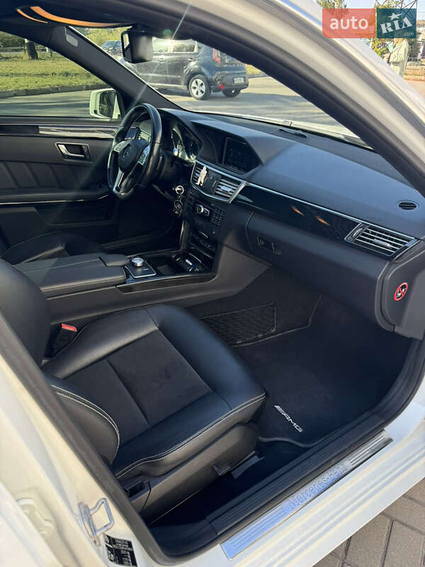 Универсал Mercedes-Benz E-Class 2012 в Запорожье