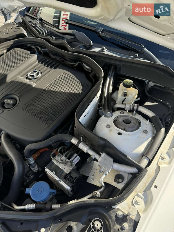 Универсал Mercedes-Benz E-Class 2012 в Запорожье