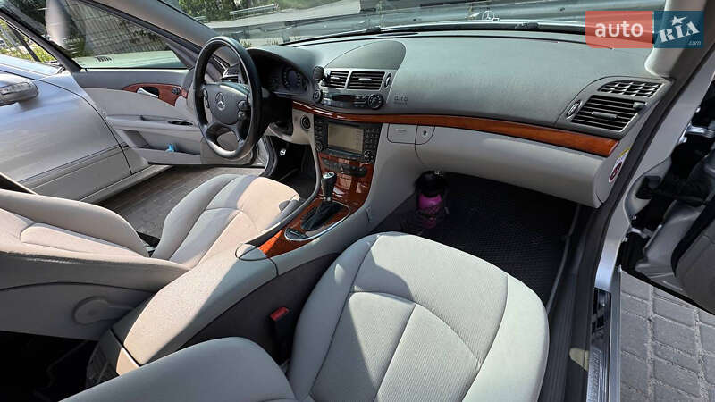 Седан Mercedes-Benz E-Class 2007 в Виннице