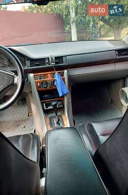 Универсал Mercedes-Benz E-Class 1994 в 