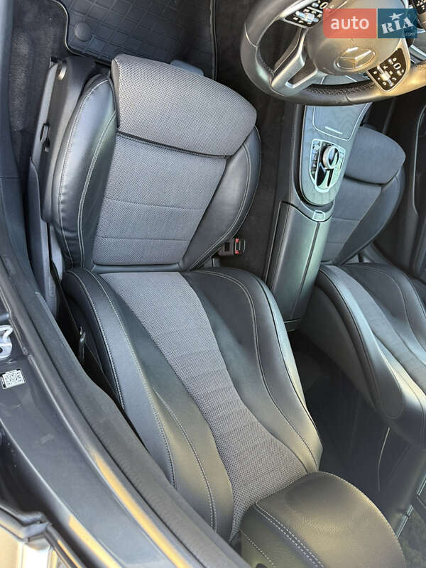 Седан Mercedes-Benz E-Class 2018 в Львові