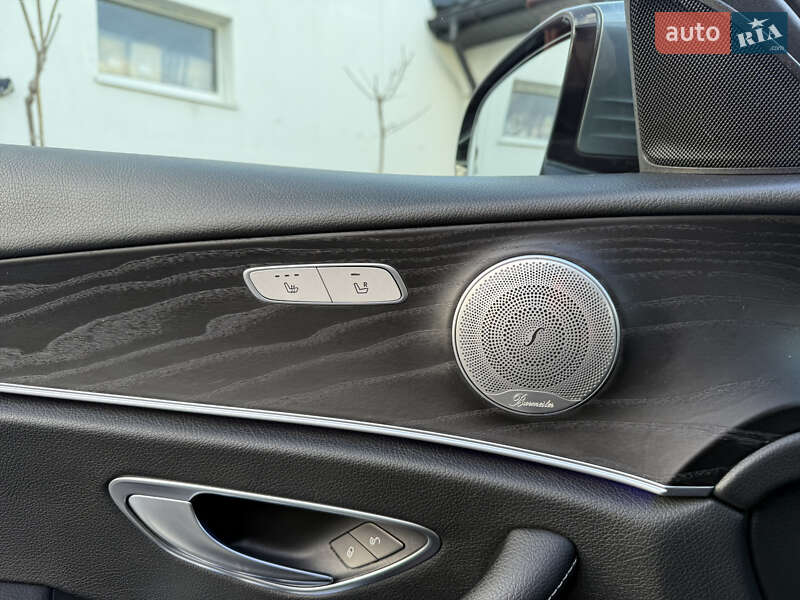 Седан Mercedes-Benz E-Class 2018 в Львові