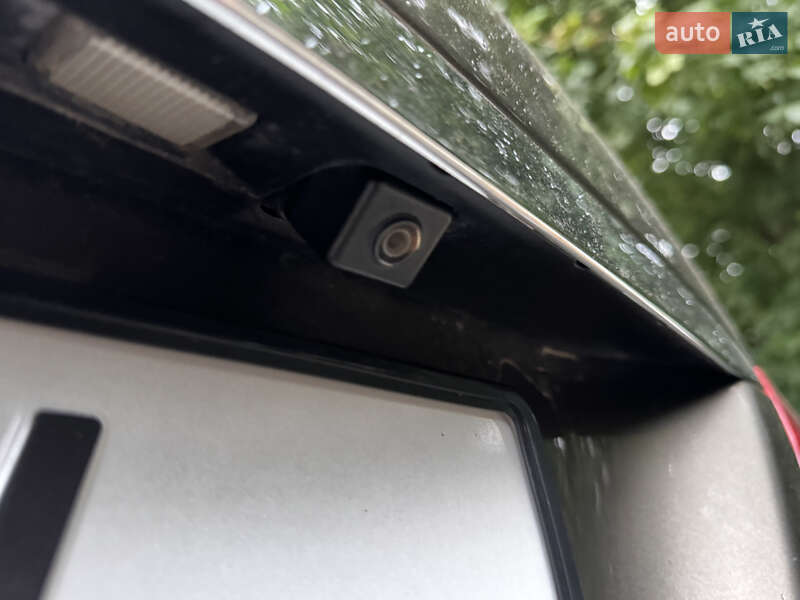 Седан Mercedes-Benz E-Class 2011 в Чернівцях фото 6 Седан Mercedes-Benz E-Class 2011 в Чернівцях