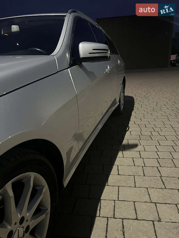 Универсал Mercedes-Benz E-Class 2015 в Дрогобыче фото 30 Универсал Mercedes-Benz E-Class 2015 в Дрогобыче