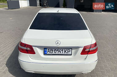 Седан Mercedes-Benz E-Class 2012 в 