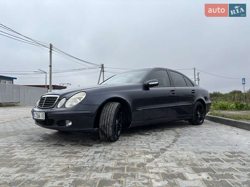 Седан Mercedes-Benz E-Class 2003 в Львові фото 4 Седан Mercedes-Benz E-Class 2003 в Львові