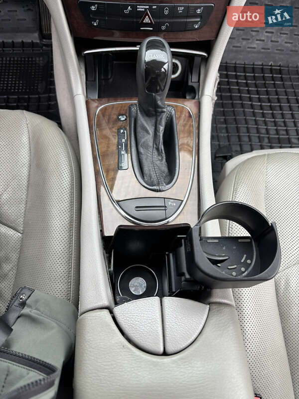 Седан Mercedes-Benz E-Class 2003 в Львові фото 34 Седан Mercedes-Benz E-Class 2003 в Львові