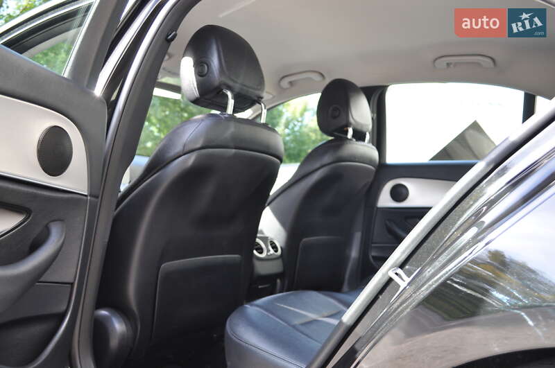 Седан Mercedes-Benz E-Class 2018 в Києві