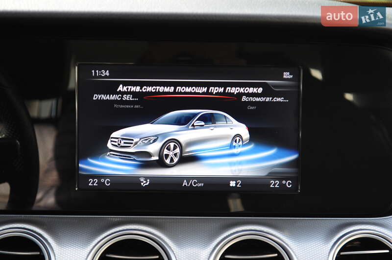 Седан Mercedes-Benz E-Class 2018 в Києві