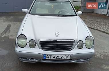 Седан Mercedes-Benz E-Class 1999 в Долині