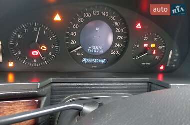 Седан Mercedes-Benz E-Class 2003 в 
