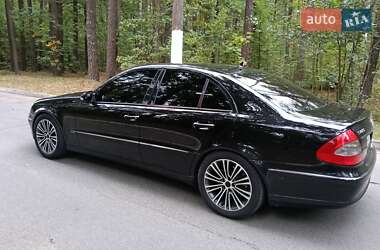 Седан Mercedes-Benz E-Class 2008 в 