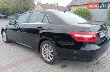 Седан Mercedes-Benz E-Class 2013 в 