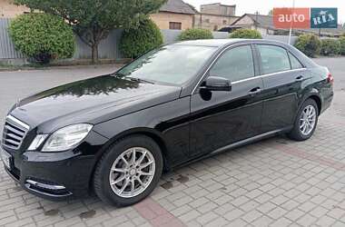 Седан Mercedes-Benz E-Class 2013 в 
