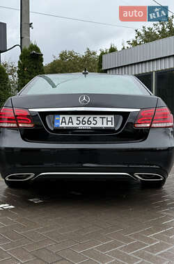 Седан Mercedes-Benz E-Class 2015 в 