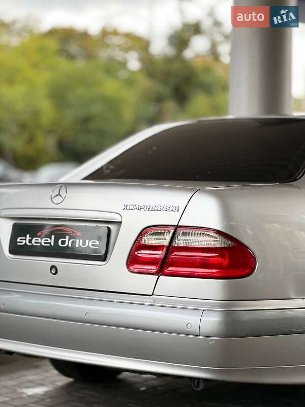 Седан Mercedes-Benz E-Class 2000 в Николаеве