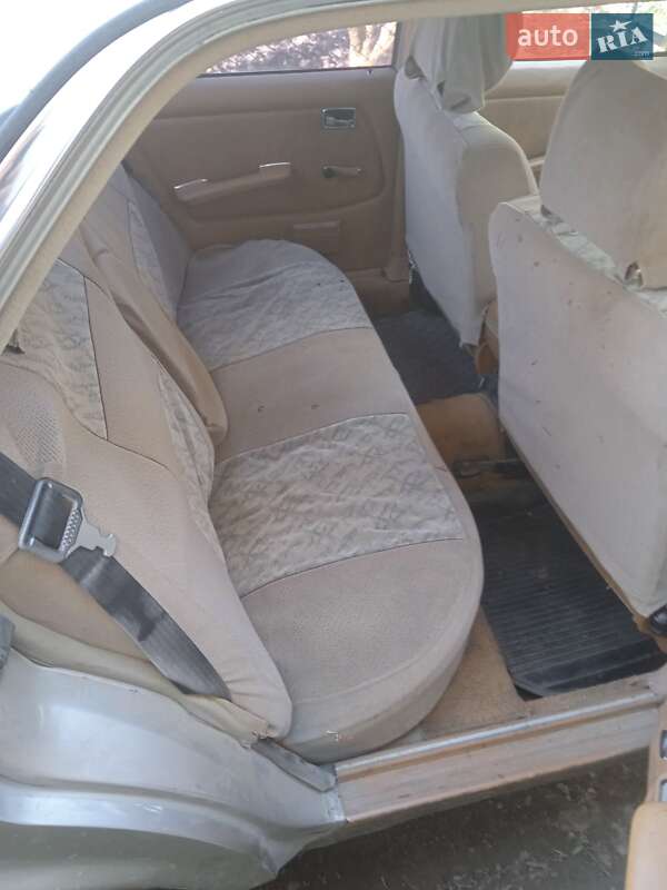 Седан Mercedes-Benz E-Class 1982 в Чорткові фото 7 Седан Mercedes-Benz E-Class 1982 в Чорткові