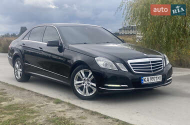 Седан Mercedes-Benz E-Class 2011 в Києві