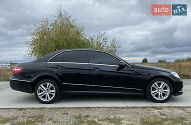 Седан Mercedes-Benz E-Class 2011 в 