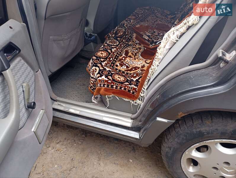 Седан Mercedes-Benz E-Class 1993 в Здолбуніві фото 4 Седан Mercedes-Benz E-Class 1993 в Здолбуніві