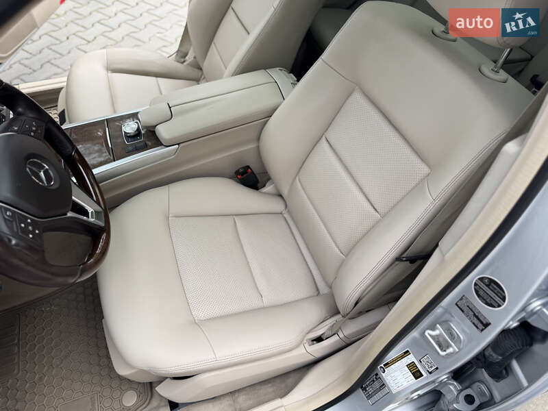 Седан Mercedes-Benz E-Class 2014 в Звягелі